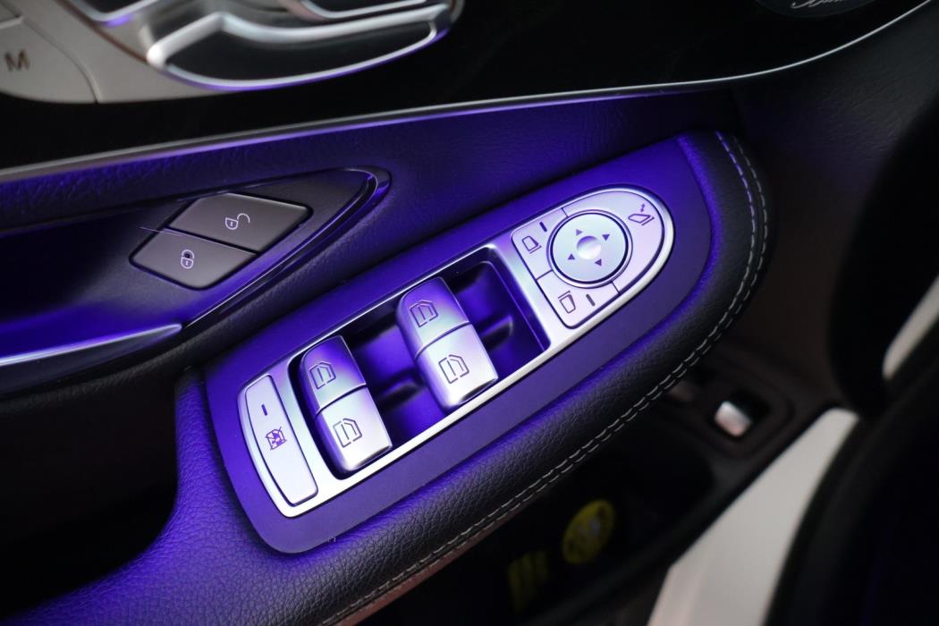 MERCEDES-BENZ GLC 2021