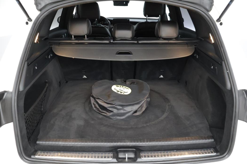 MERCEDES-BENZ GLC 2021