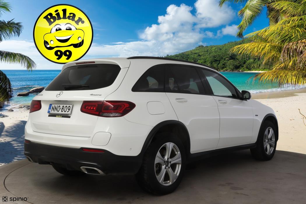 MERCEDES-BENZ GLC 2021