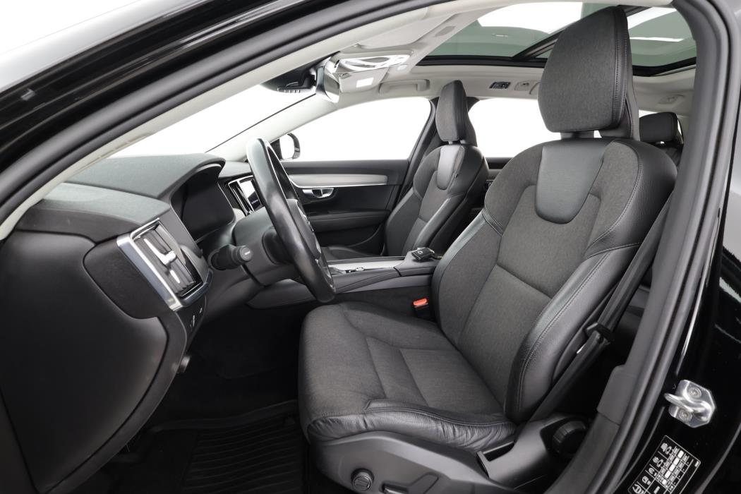 VOLVO V90 CROSS COUNTRY 2020