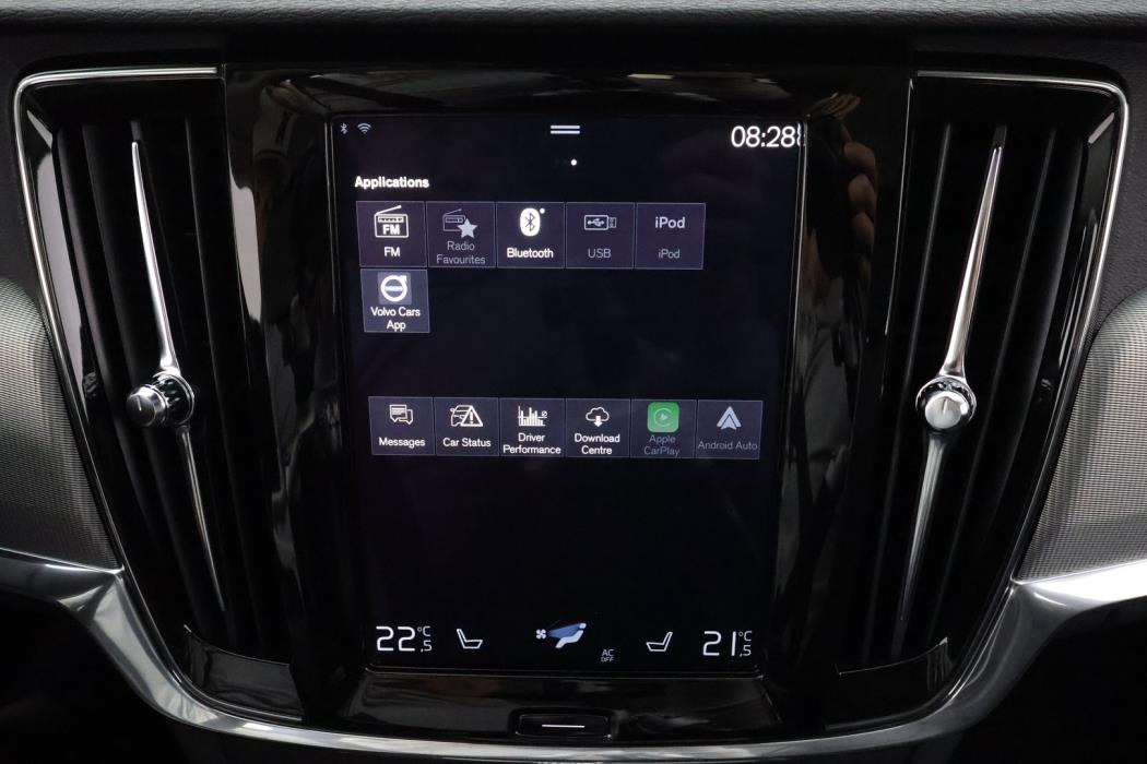 VOLVO V90 CROSS COUNTRY 2020