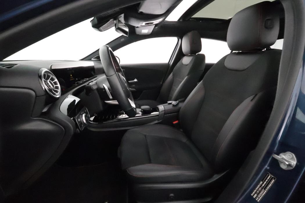 MERCEDES-BENZ A 2021