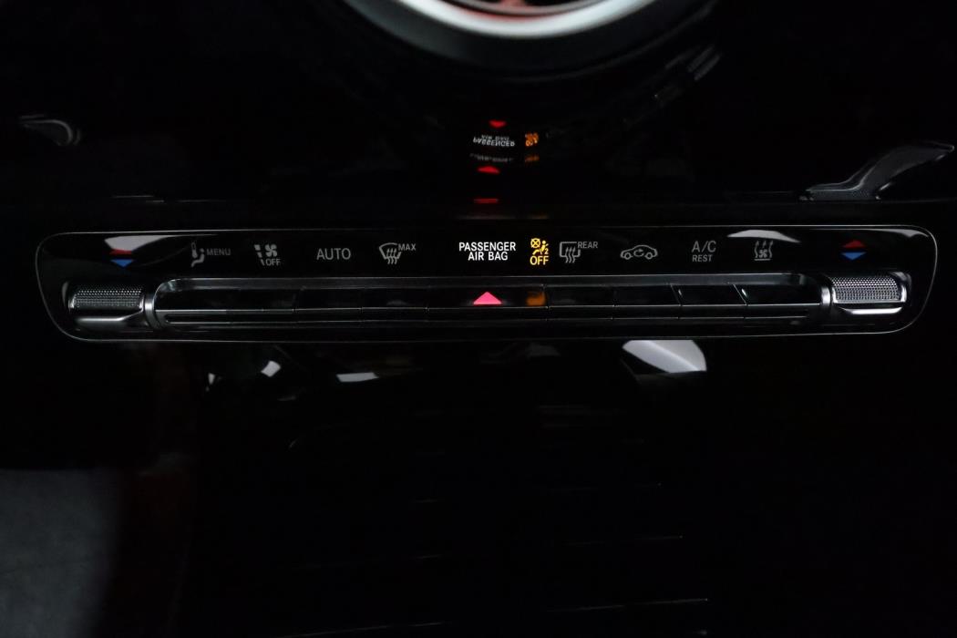 MERCEDES-BENZ A 2021