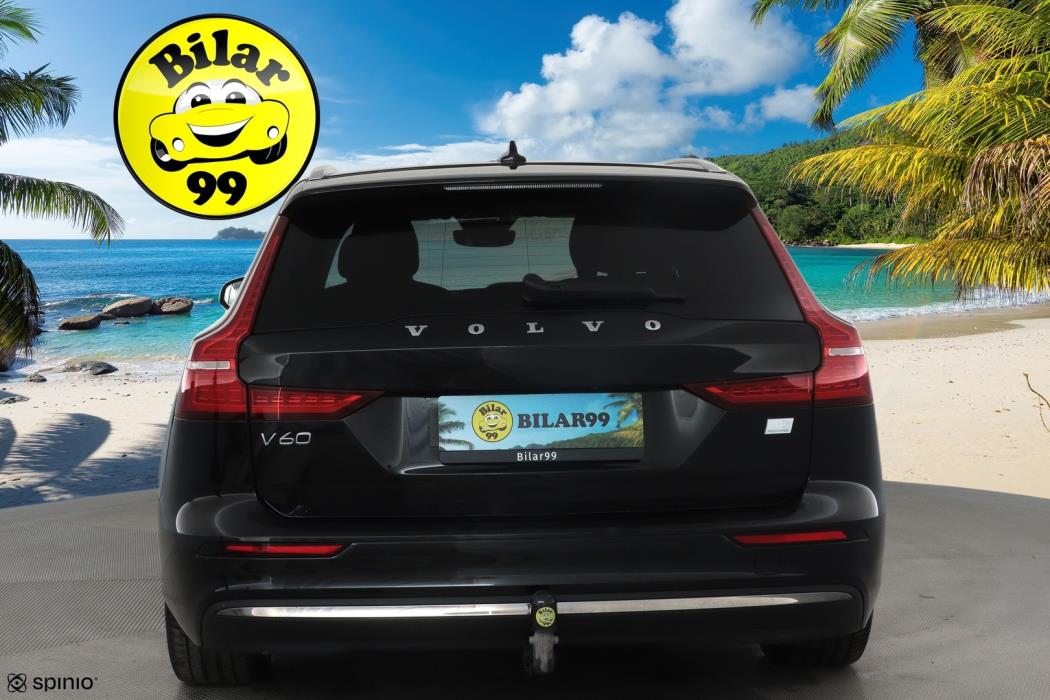 VOLVO V60 2023