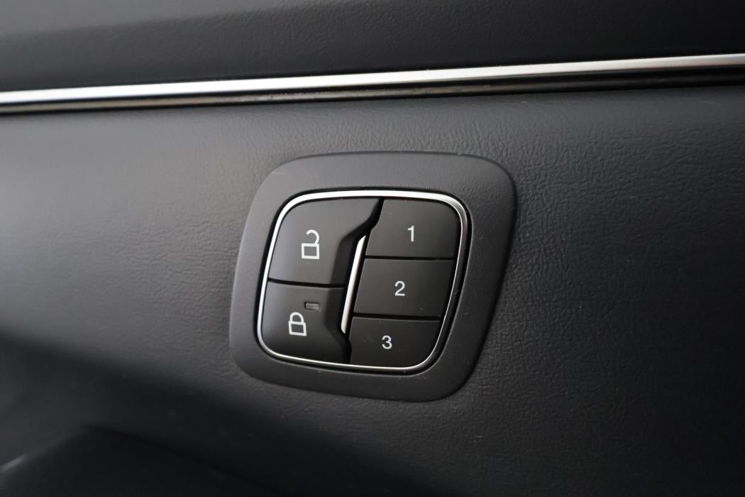 FORD MUSTANG MACH-E 2022