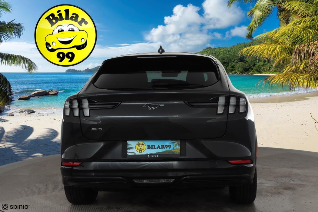 FORD MUSTANG MACH-E 2022