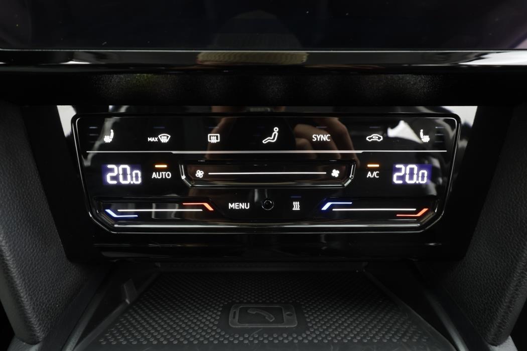 VOLKSWAGEN PASSAT 2022