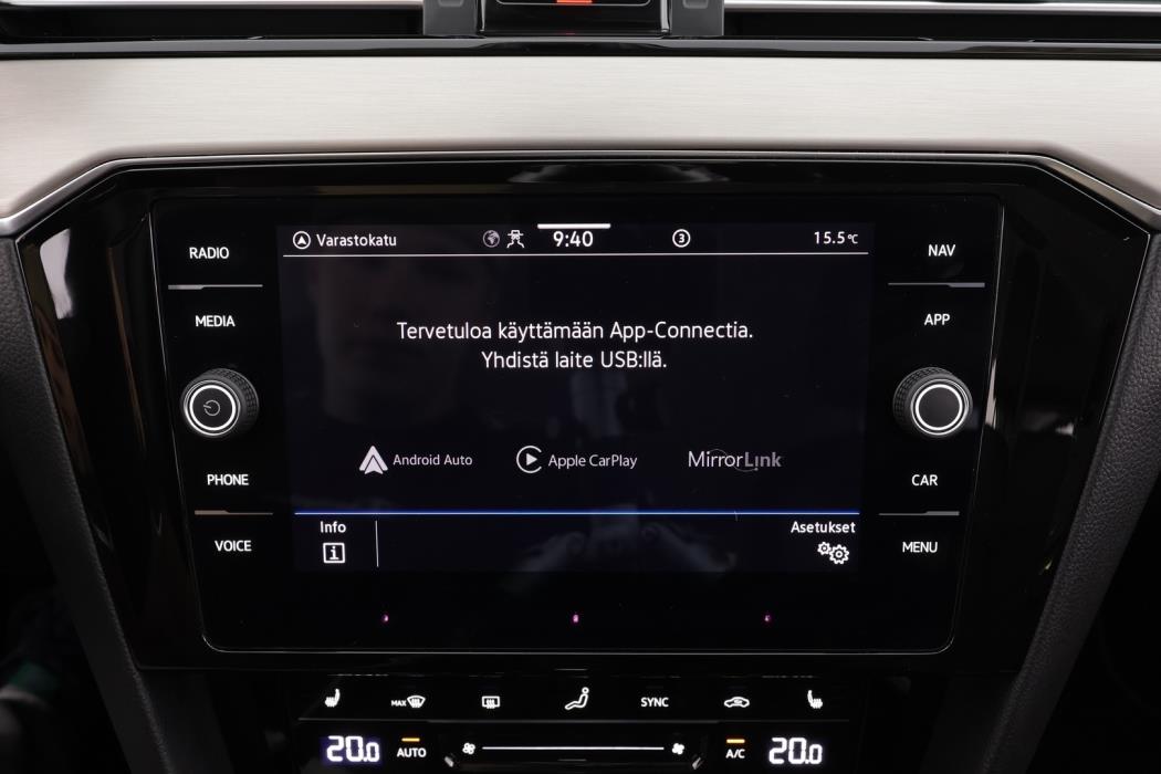 VOLKSWAGEN PASSAT 2022