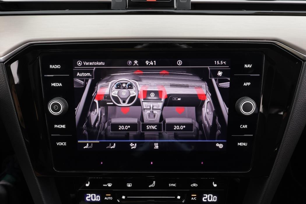 VOLKSWAGEN PASSAT 2022