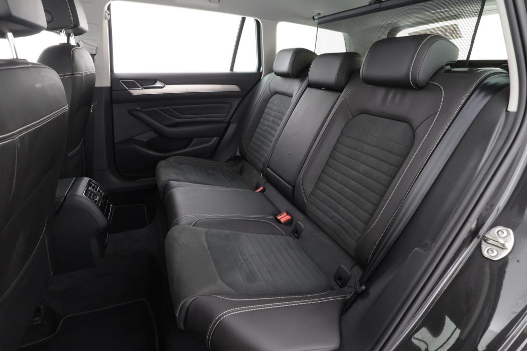 VOLKSWAGEN PASSAT 2022