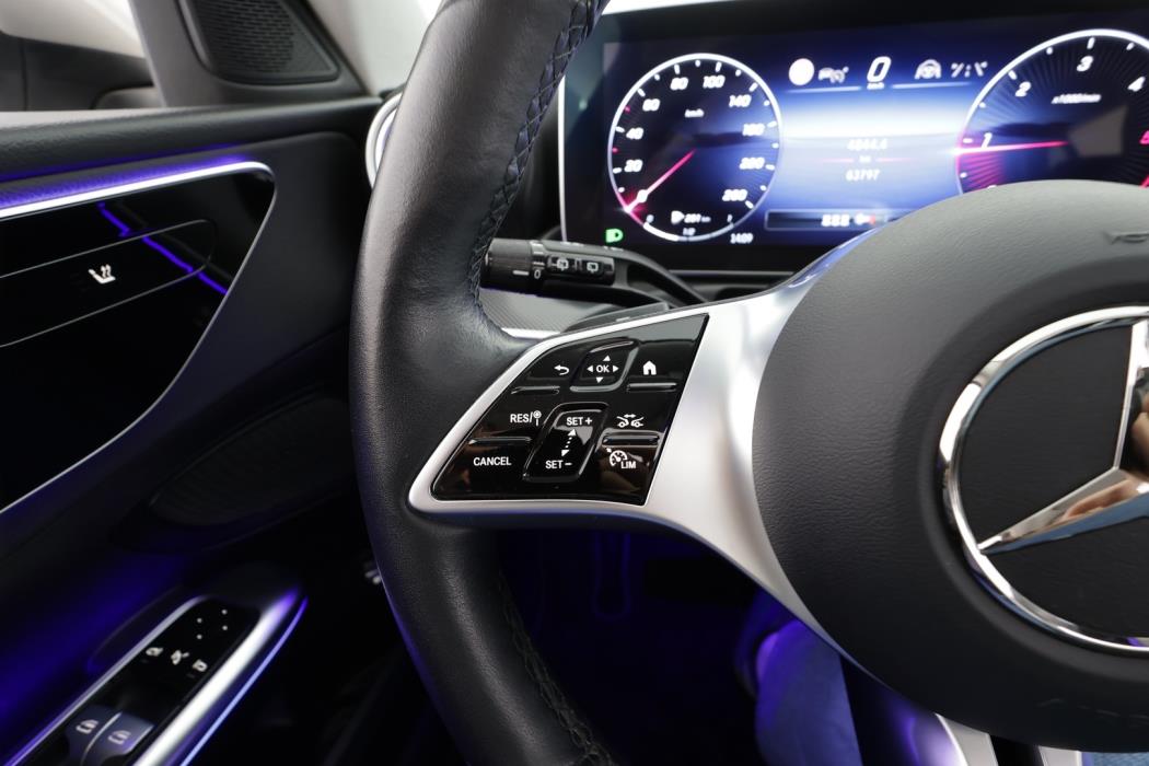 MERCEDES-BENZ C 2022