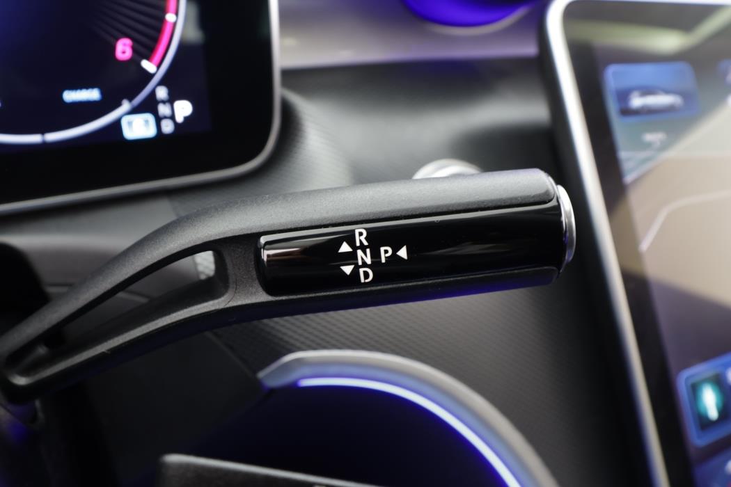 MERCEDES-BENZ C 2022