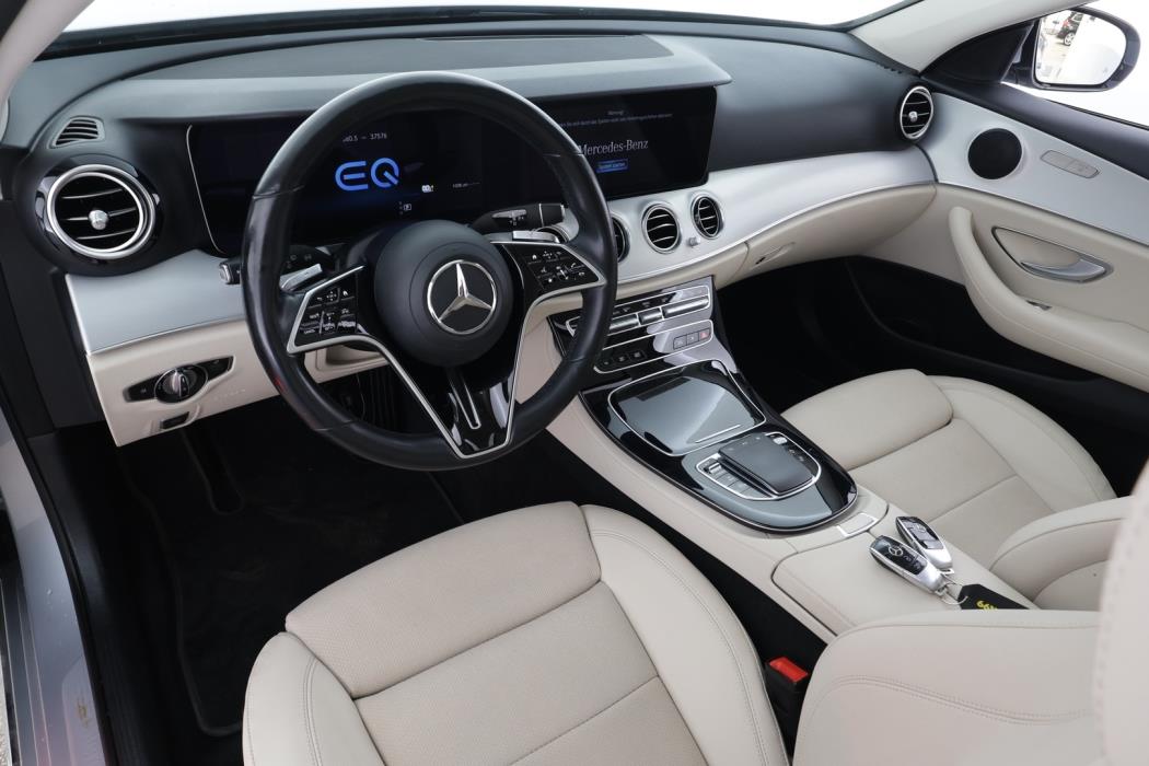 MERCEDES-BENZ E 2021