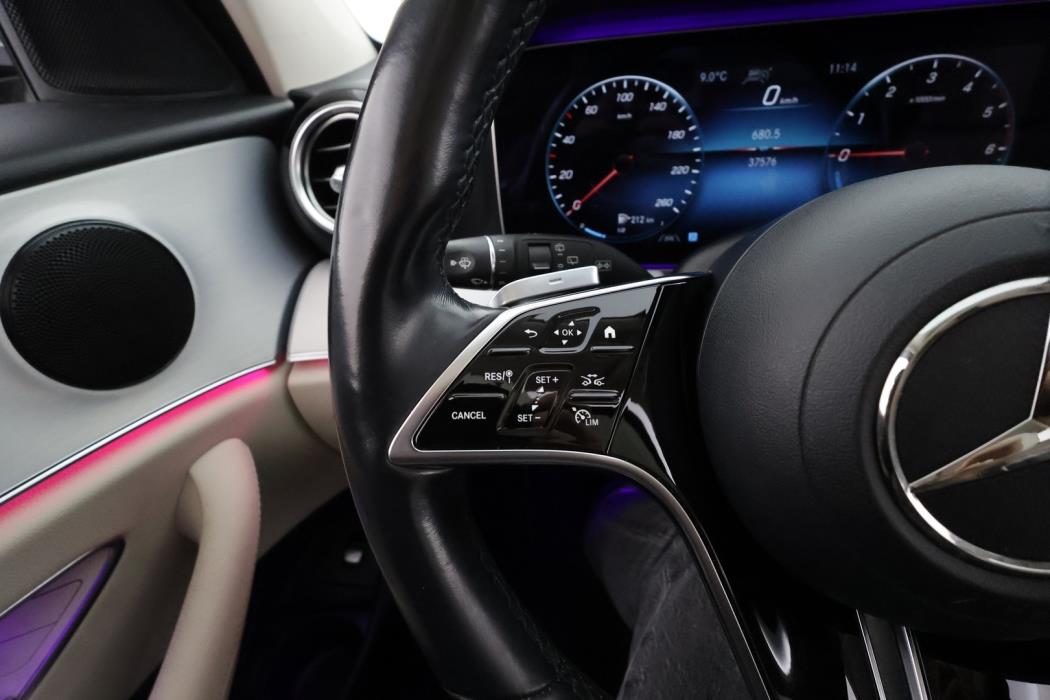 MERCEDES-BENZ E 2021