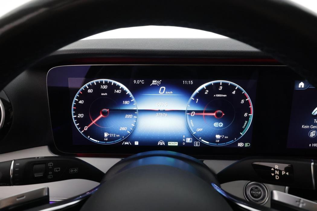 MERCEDES-BENZ E 2021