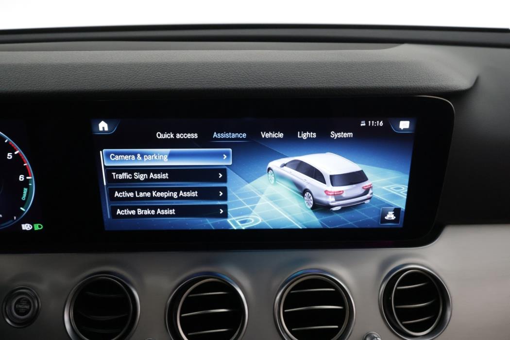 MERCEDES-BENZ E 2021