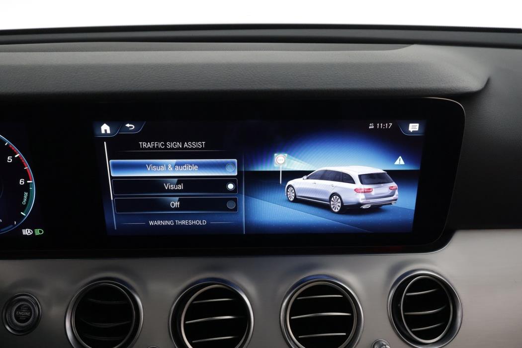 MERCEDES-BENZ E 2021