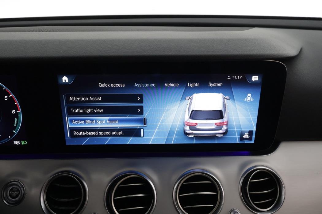 MERCEDES-BENZ E 2021