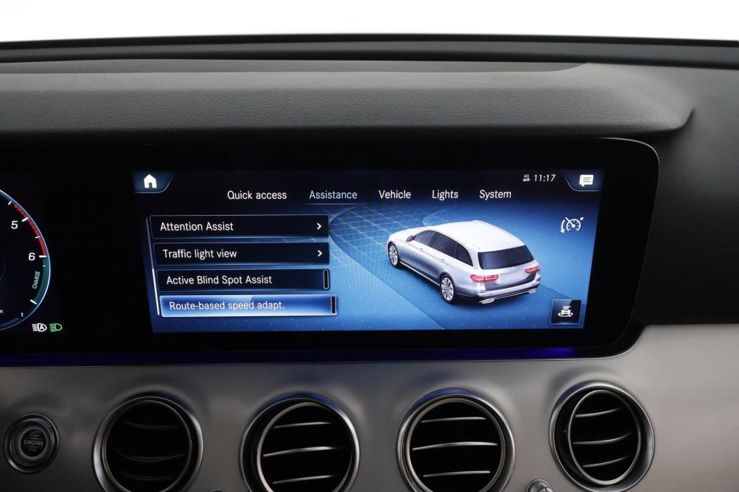 MERCEDES-BENZ E 2021