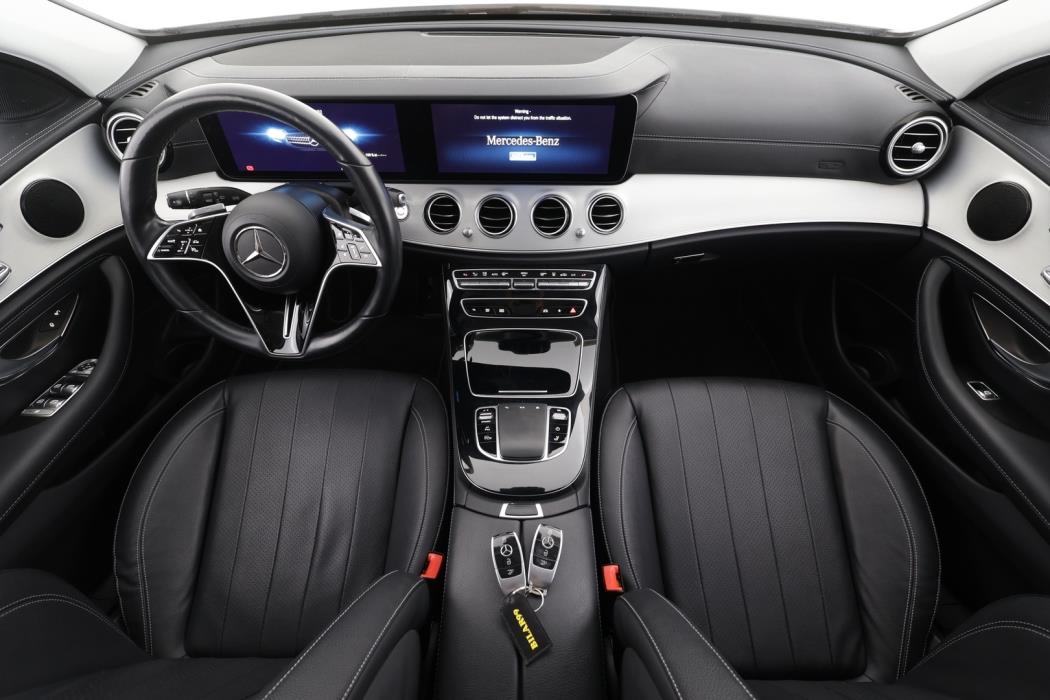 MERCEDES-BENZ E 2023