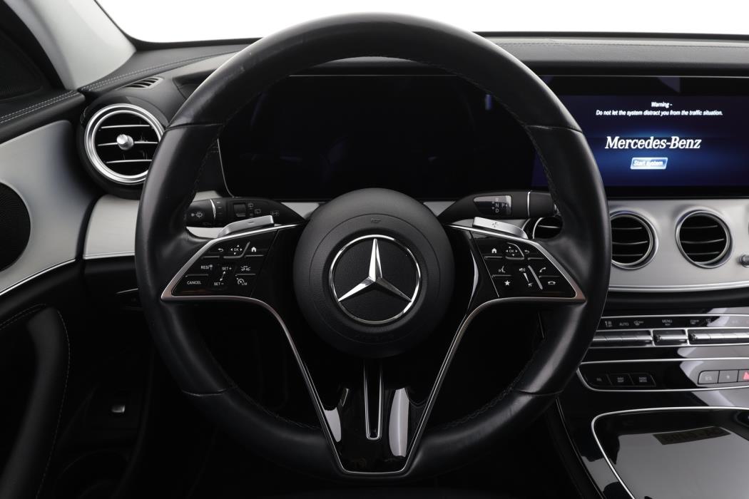 MERCEDES-BENZ E 2023