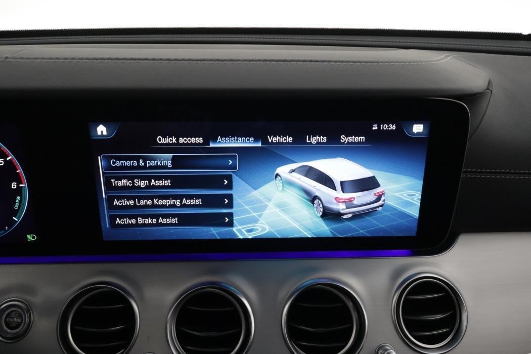 MERCEDES-BENZ E 2023