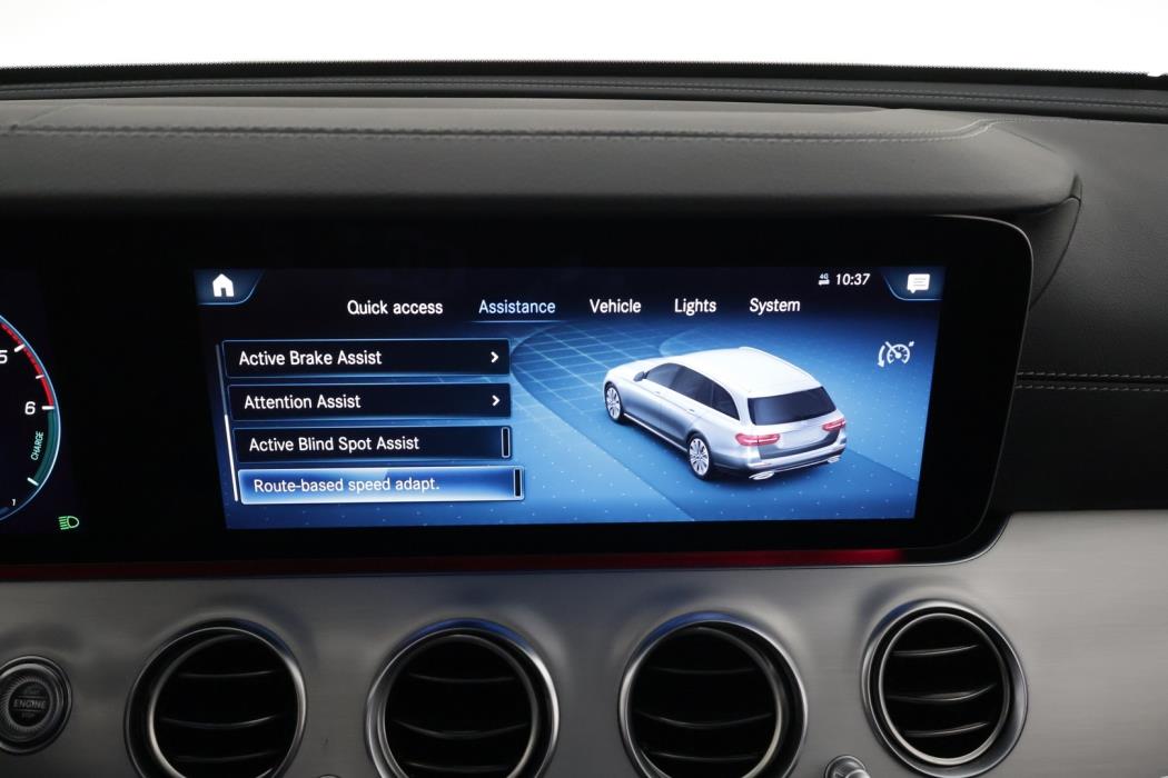 MERCEDES-BENZ E 2023