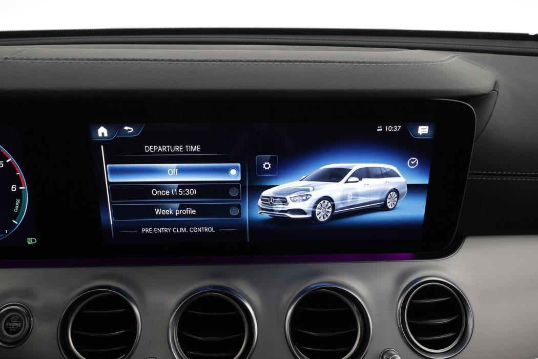 MERCEDES-BENZ E 2023