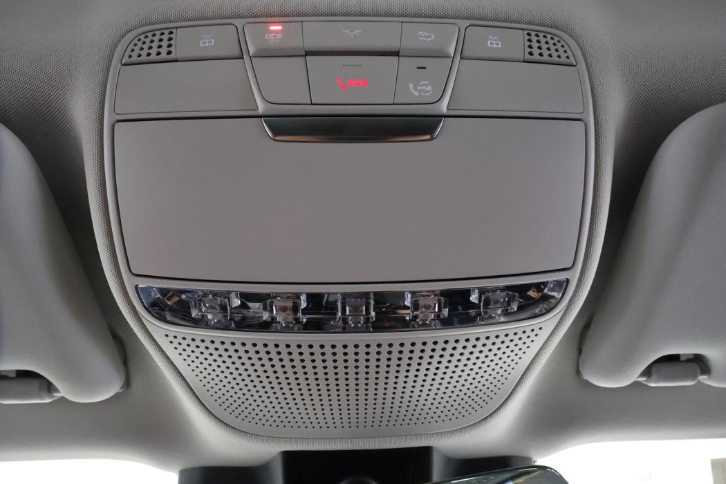 MERCEDES-BENZ E 2023