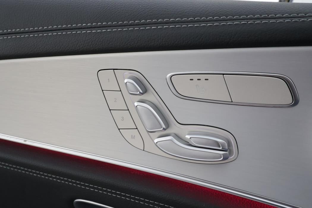 MERCEDES-BENZ E 2023