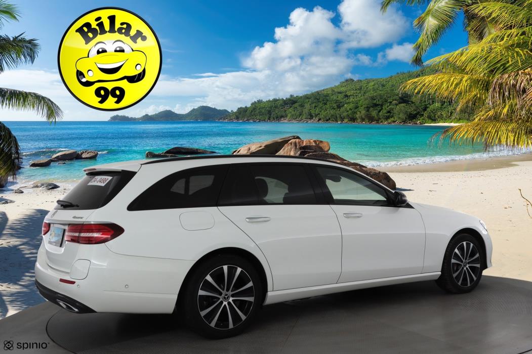 MERCEDES-BENZ E 2023