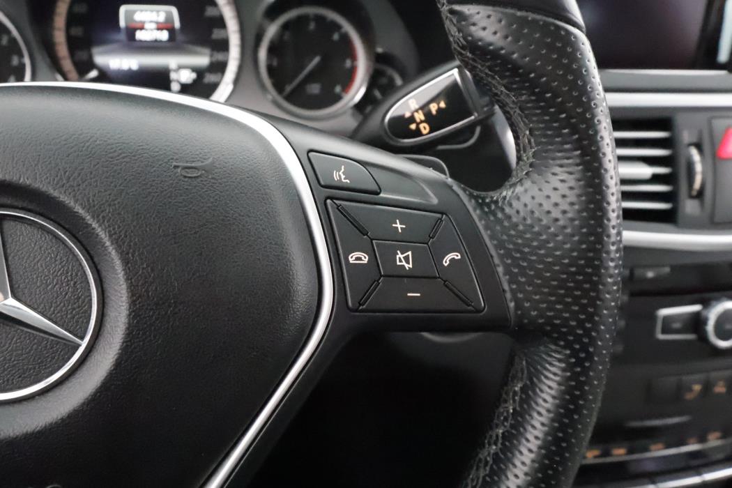 MERCEDES-BENZ E 2013