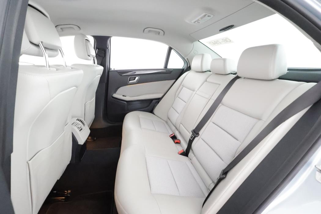 MERCEDES-BENZ E 2013
