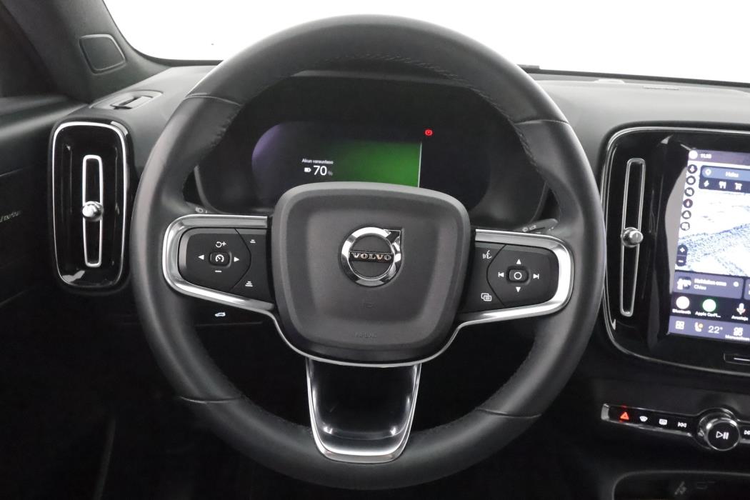 VOLVO C40 2023