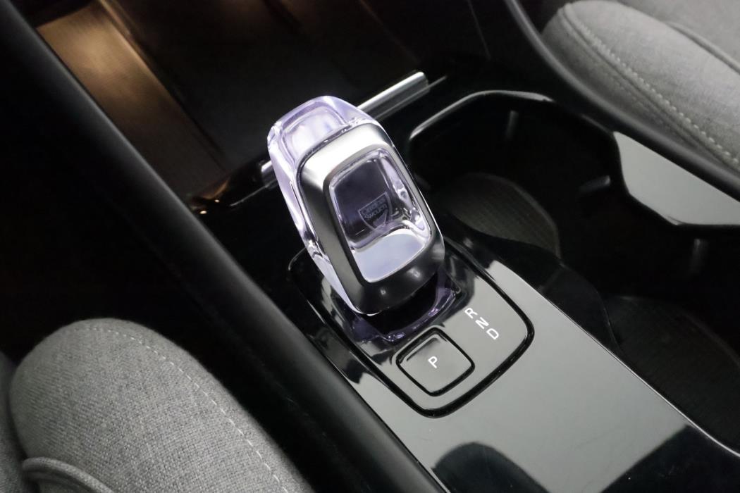 VOLVO C40 2023