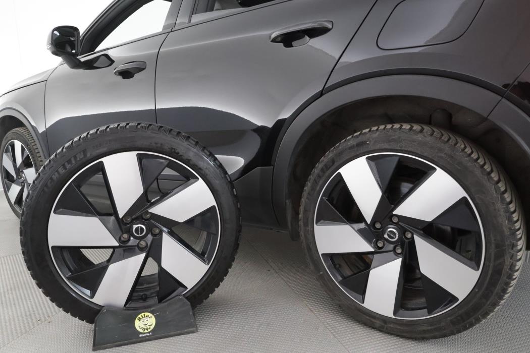 VOLVO C40 2023