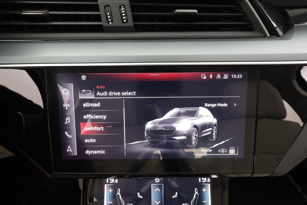 AUDI Q8 E-TRON 2024