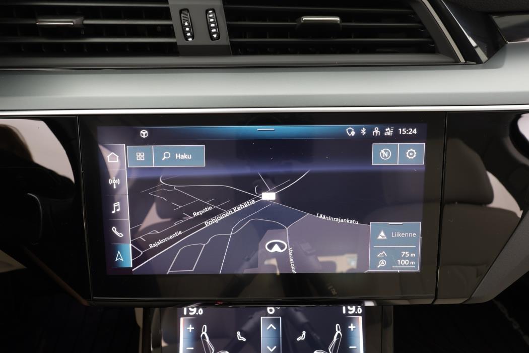 AUDI Q8 E-TRON 2024