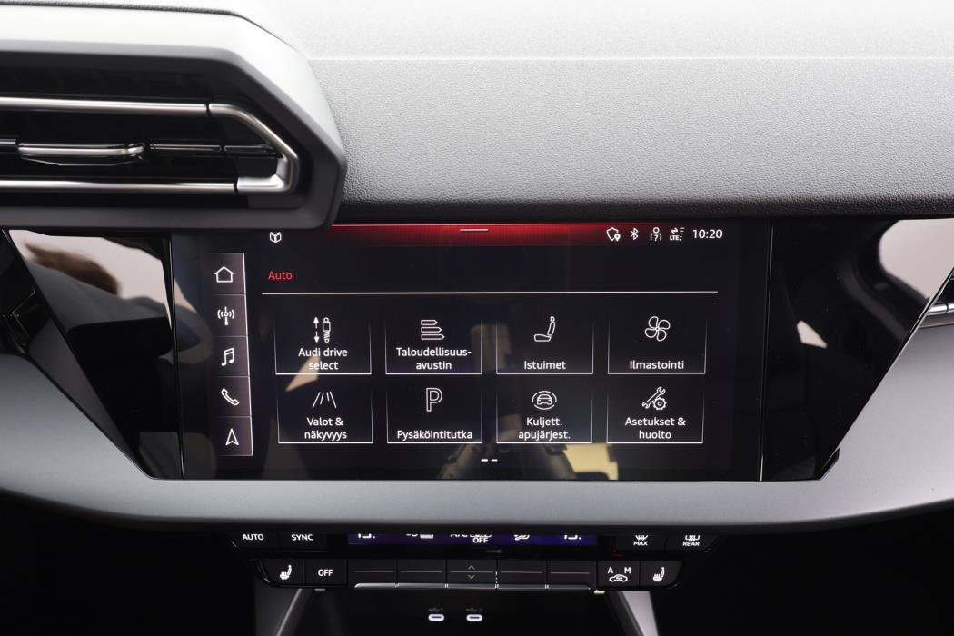 AUDI A3 2025