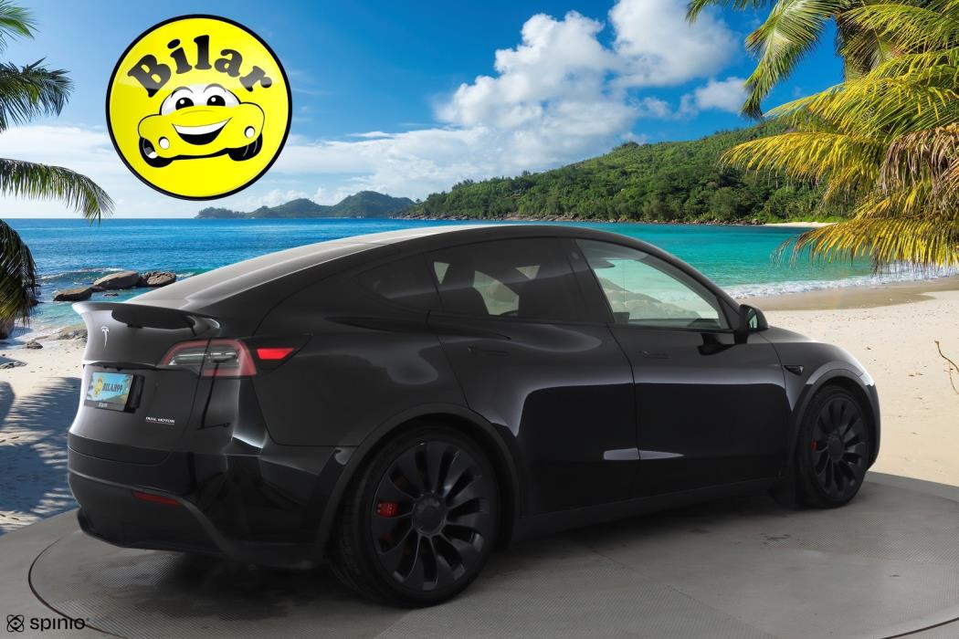 TESLA MODEL Y 2023