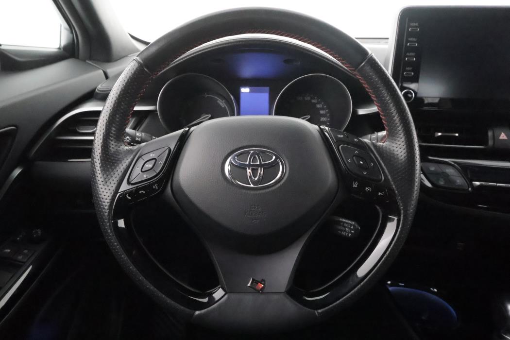 TOYOTA C-HR 2021