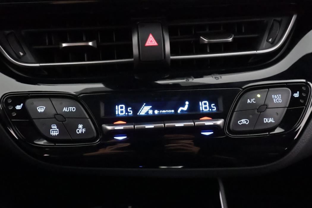 TOYOTA C-HR 2021