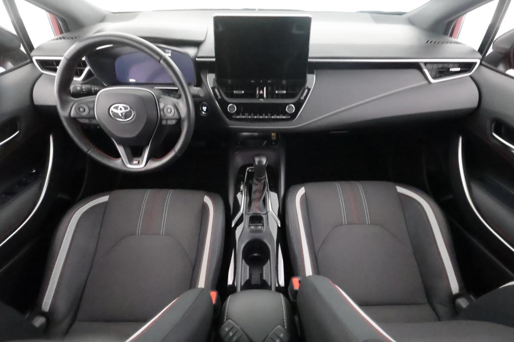 TOYOTA COROLLA 2024