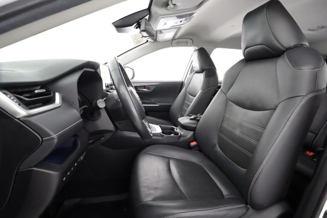 TOYOTA RAV4 2019