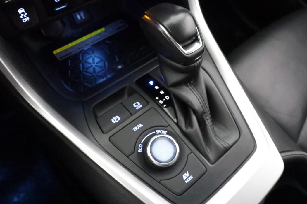 TOYOTA RAV4 2019
