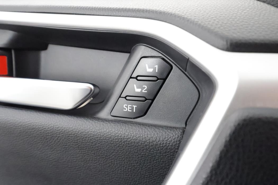 TOYOTA RAV4 2019