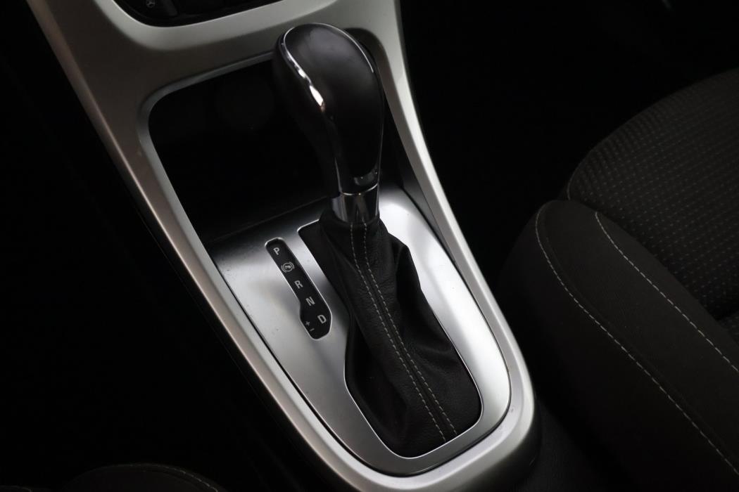 OPEL Astra 2012