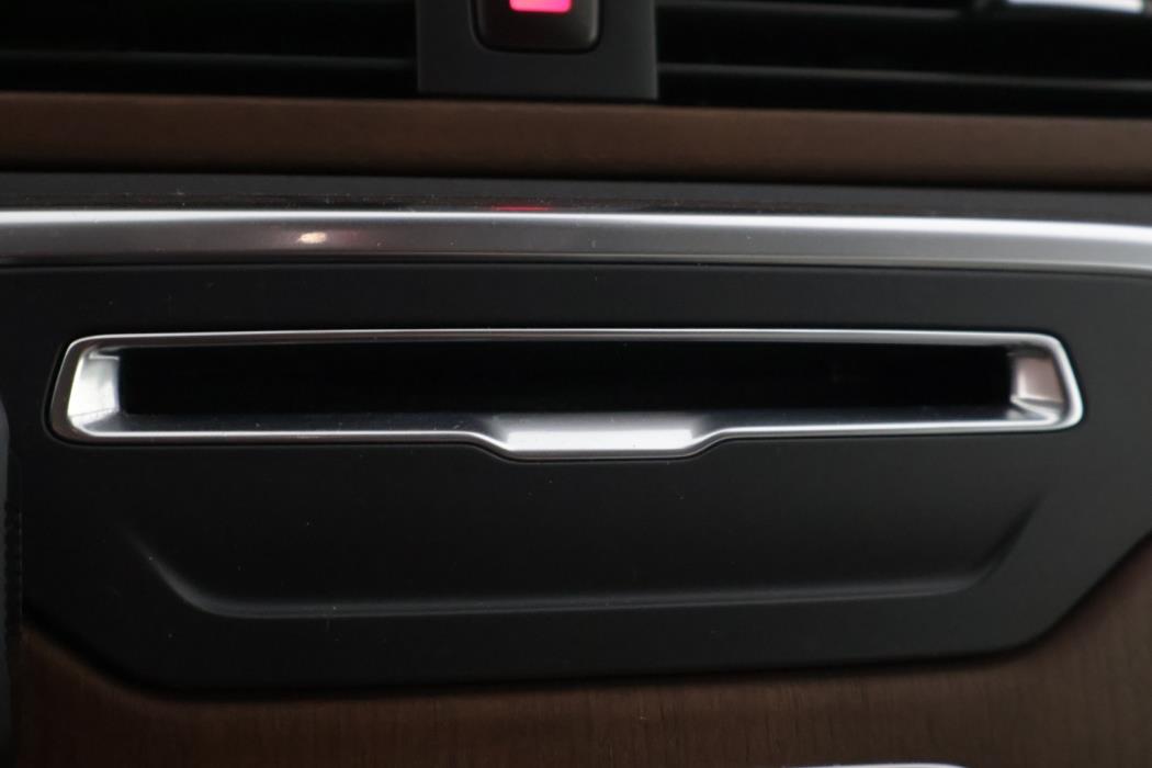 VOLVO V70 2014