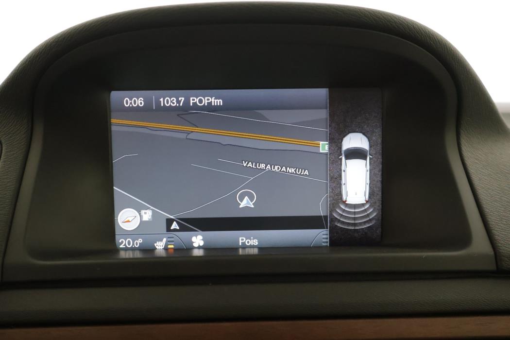 VOLVO V70 2014