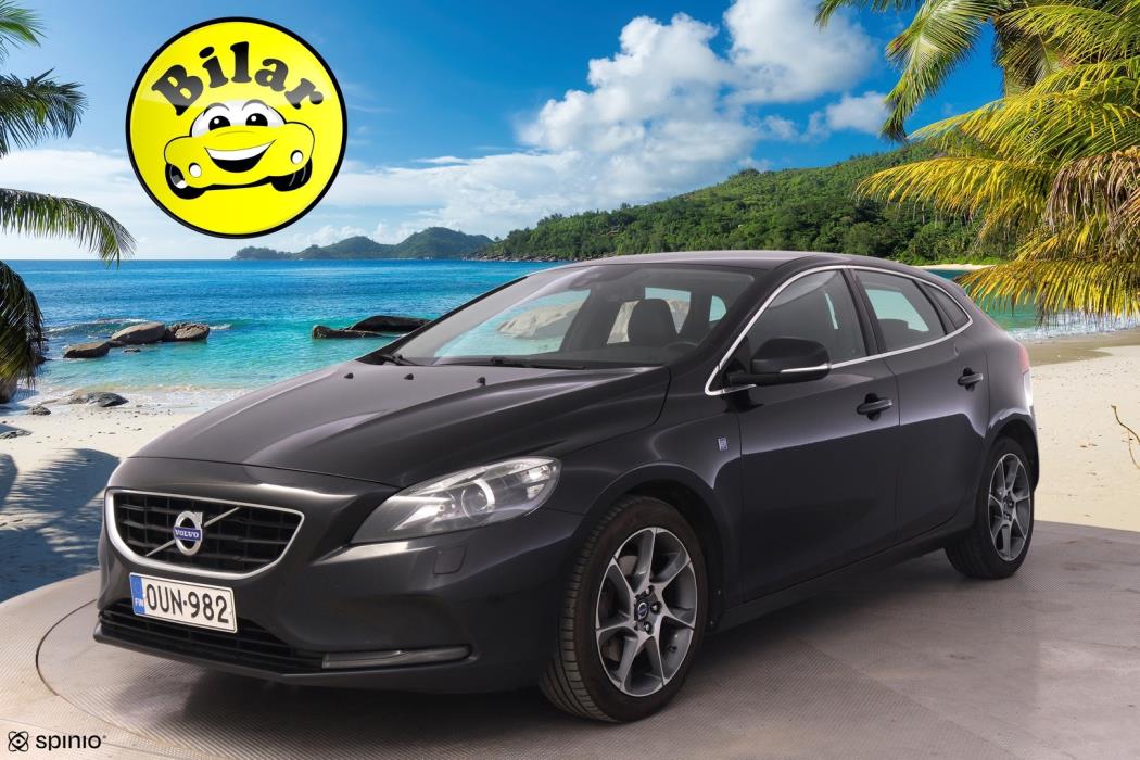 VOLVO V40 2015